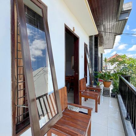 Adi Surya Guest House เซมินยัค ภายนอก รูปภาพ