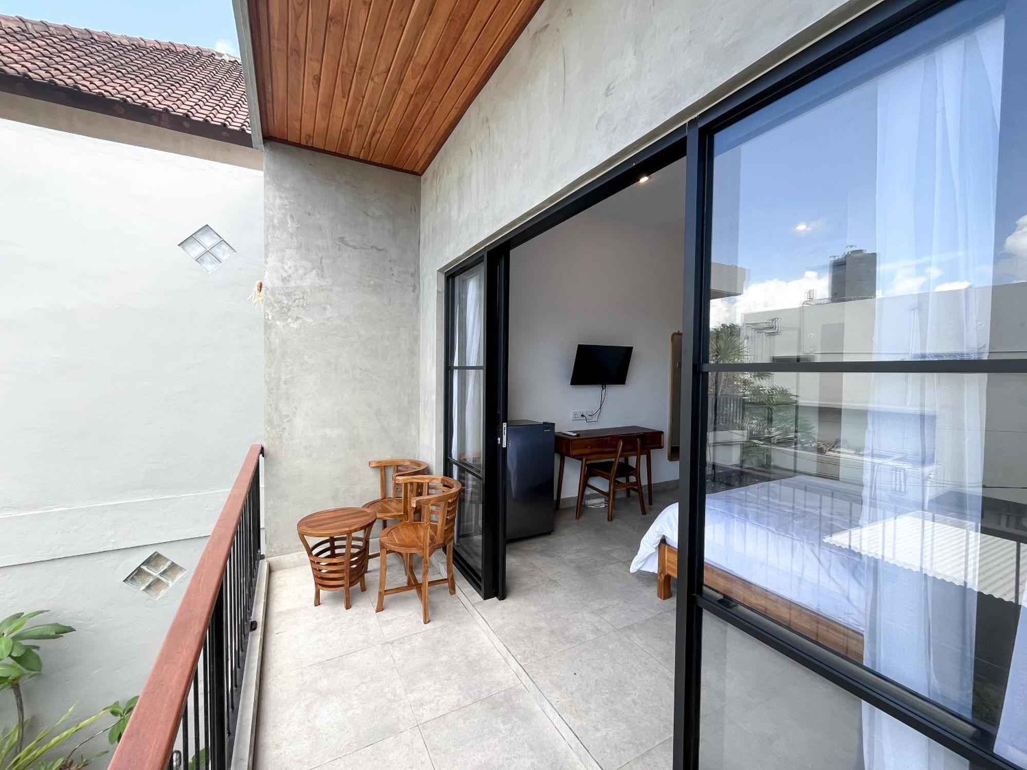 Adi Surya Guest House เซมินยัค ภายนอก รูปภาพ